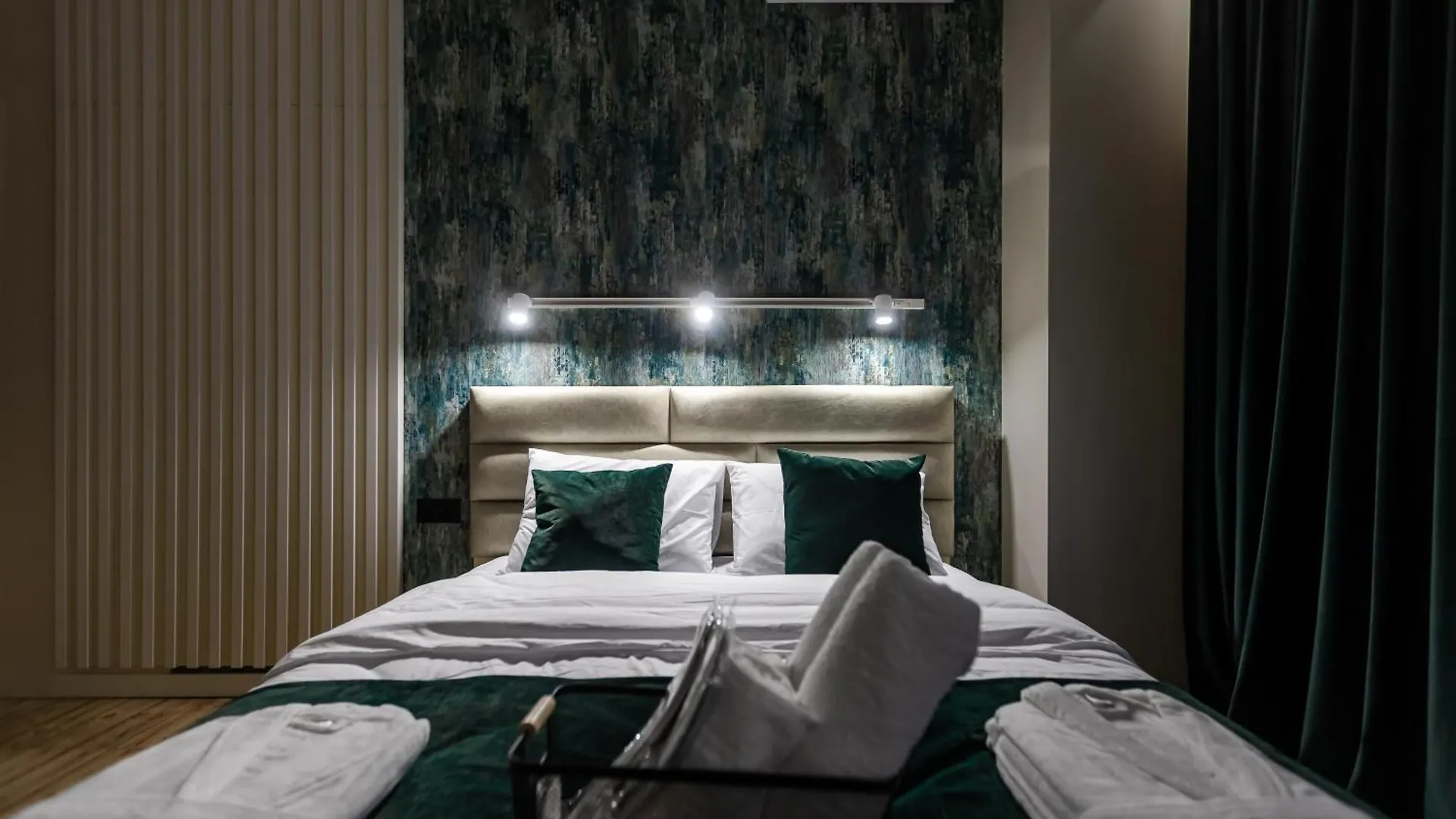 Tbilisi Luxury Jacuzzi Studio