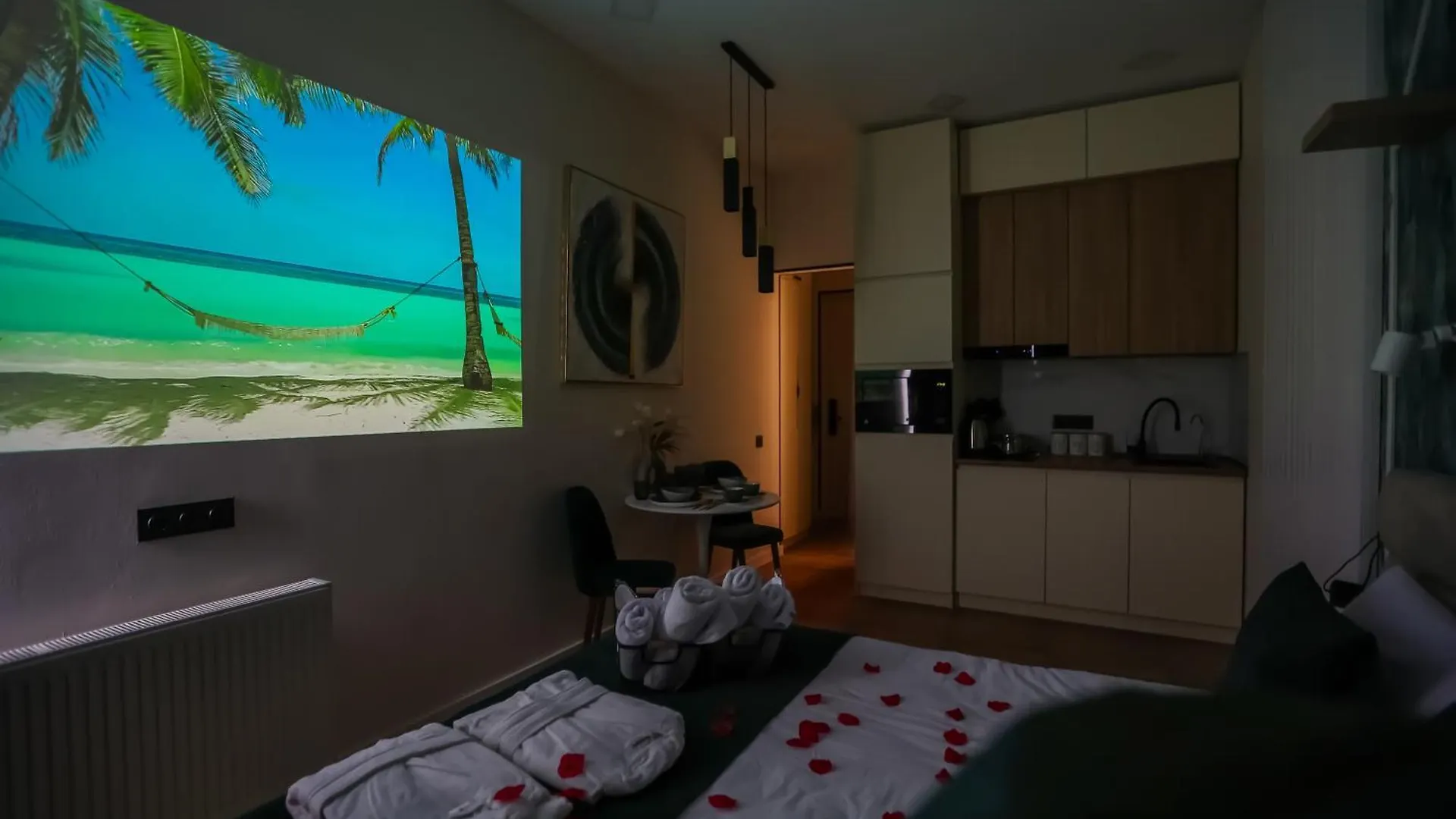 Tbilisi Luxury Jacuzzi Studio