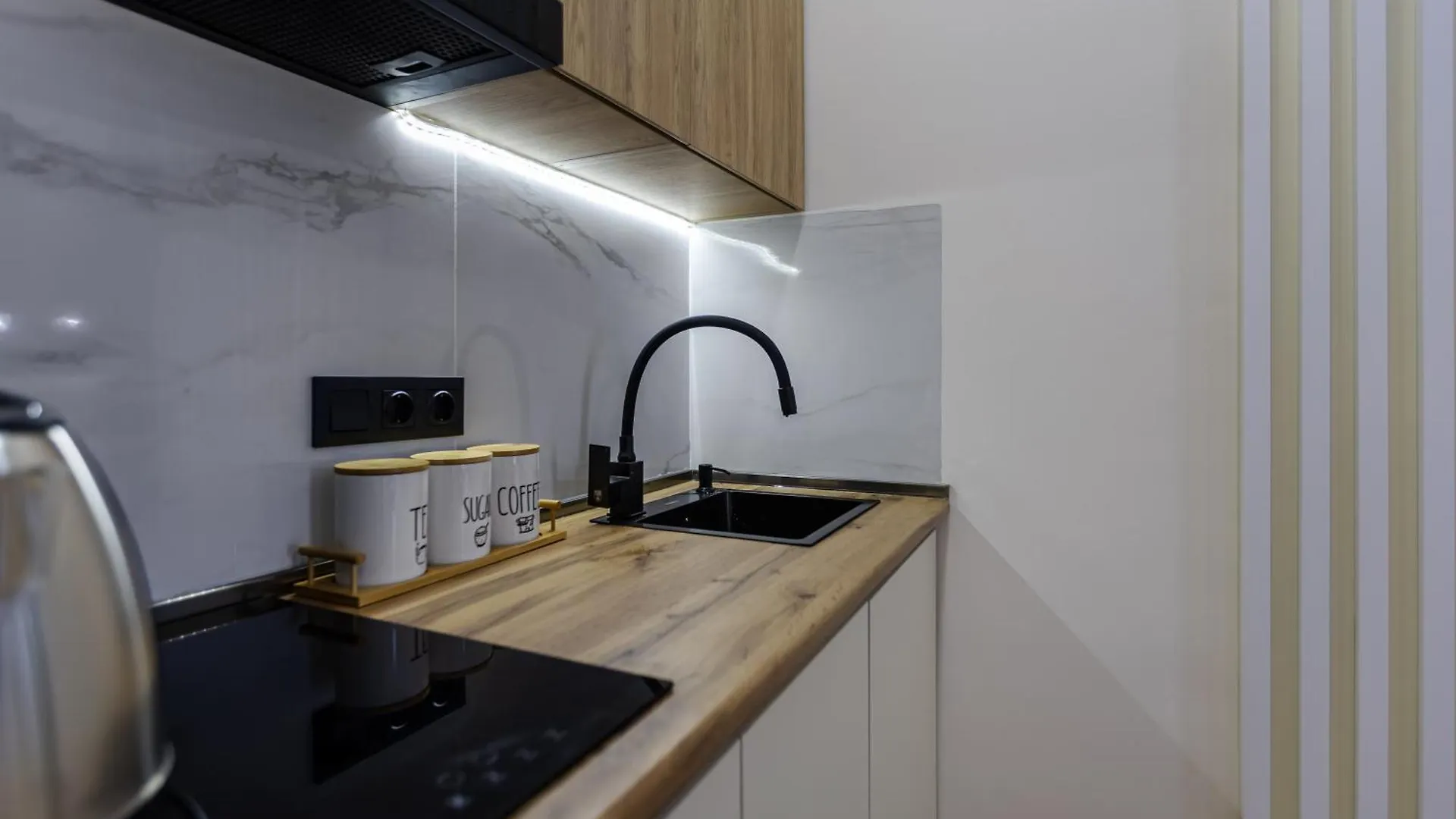 Tbilisi Luxury Jacuzzi Studio